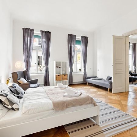 Prague Hotel Apartments Esterno foto